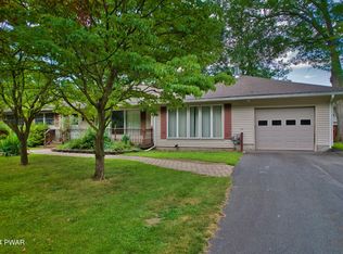 810 Avenue I, Matamoras, PA 18336