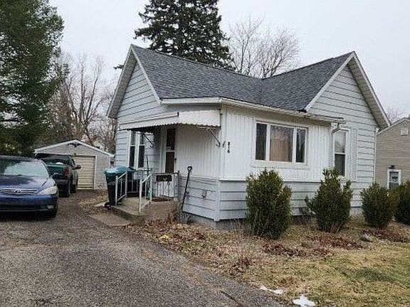 3rd image of 816 Division St