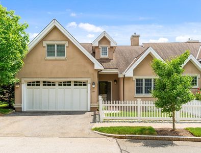 287 Langley Rd UNIT 19, Newton, MA, 02459