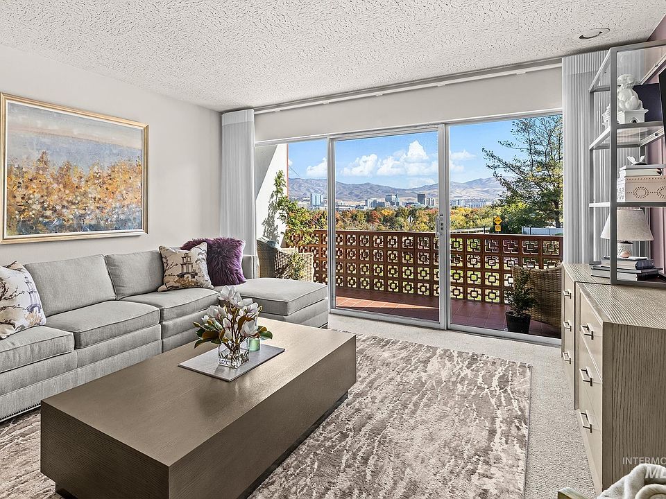 1st image of 3701 W Crescent Rim Dr APT 202