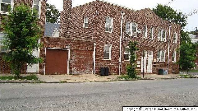 1st image of 51 Laurel Ave