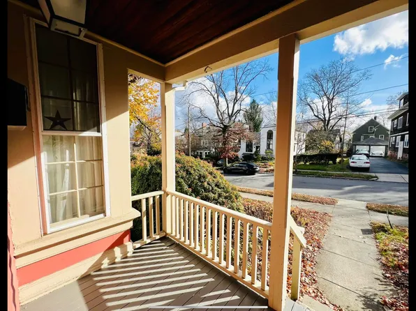 16 Laurel Ave Floor 2, Providence, RI 02906