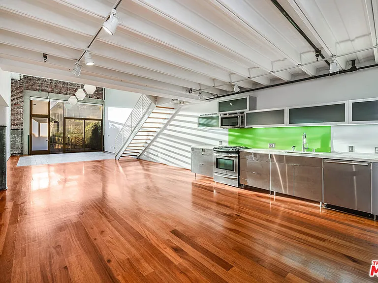 1850 Industrial St #106 — Photo 16