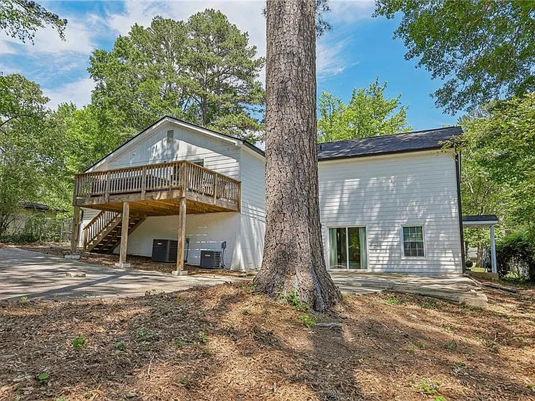 3898 Skidmore Dr — Photo 53