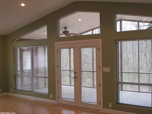 4th image of 13 Concord Cir