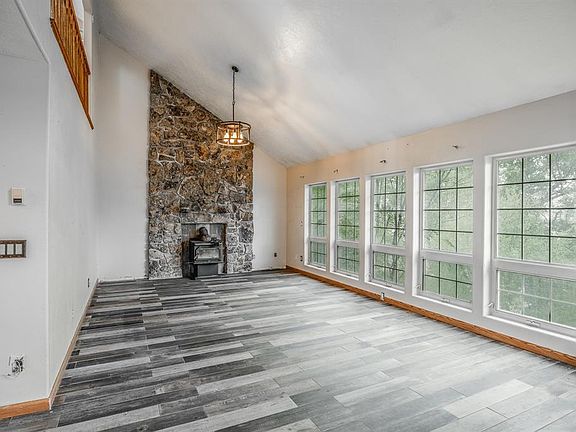 2nd image of 17377 Breeze Road