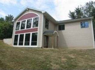 7367 Deer Run Rd, Pleasant Plains, IL 62677