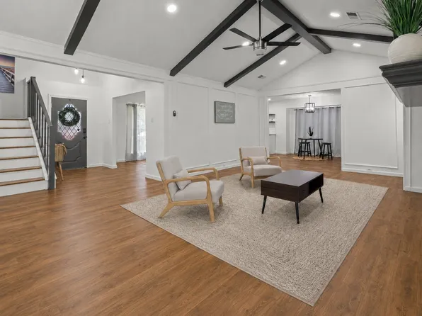 901 Serenade Ln, Richardson, TX 75081