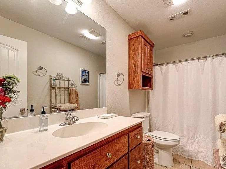 410 N Oliver Ave — Photo 13