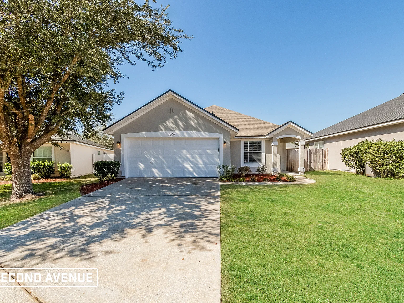 4 bed, 2.0 bath, 1673 sqft, $2,359 — Photo 1