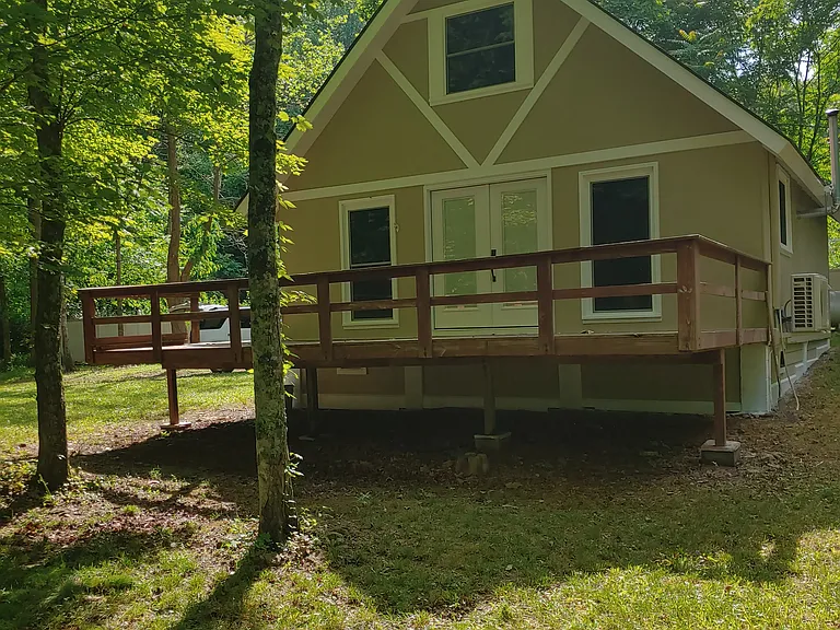 795 Entry Run Rd — Photo 1