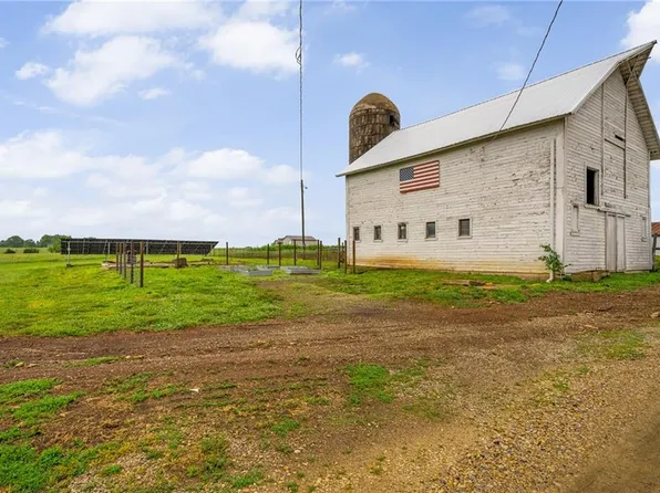 33253 Cedar Niles Rd, Paola, KS 66071
