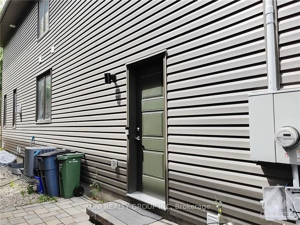 2 bed, $2,000 — Photo 2