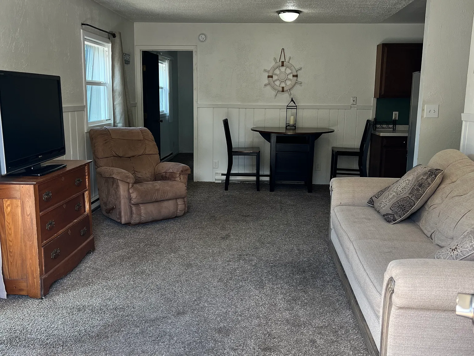 2 bed, 600 sqft, $850 — Photo 2