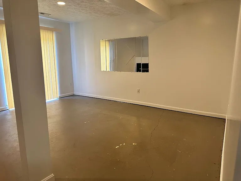 11 Winlo Ct — Photo 12
