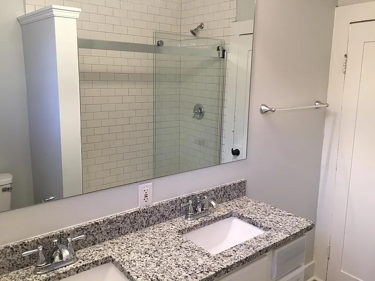 66 Ashe St #B — Photo 10