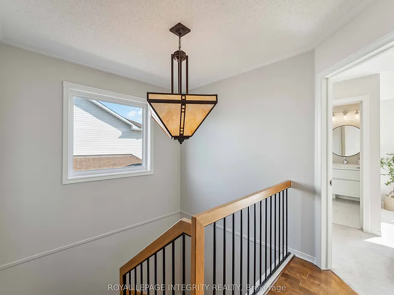 7 Windhurst Dr — Photo 11