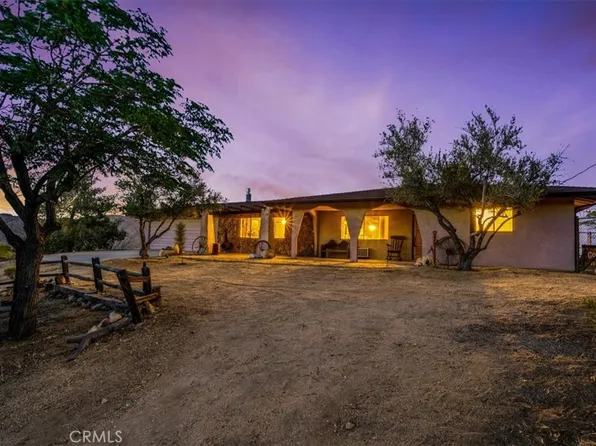 8001 Hammett Rd, Yucca Valley, CA 92284