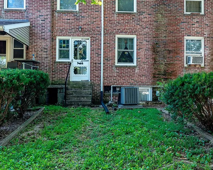 409 Fairview Ave — Photo 14