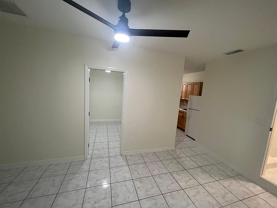 1st image of 890 SW 143rd Ave