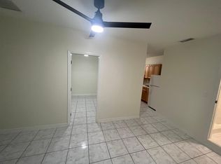 890 SW 143rd Ave, Miami, FL 33184