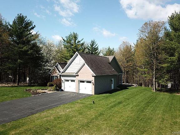 2nd image of 4633 Pauli Dr