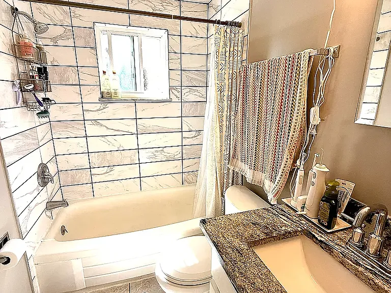 928 Woodhill Dr — Photo 10