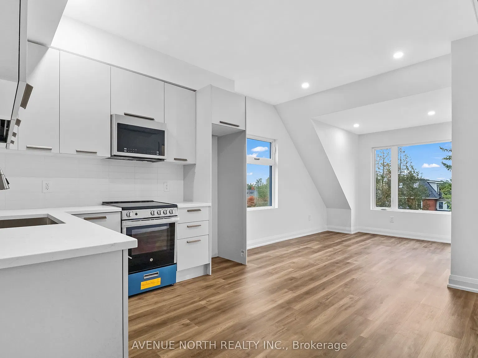 2 bed, $2,150 — Photo 2