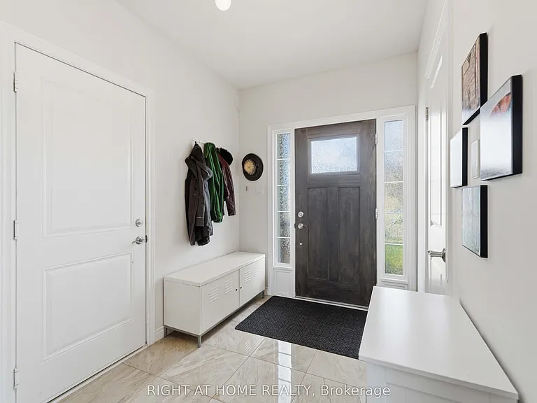 3859 Ryan Ave — Photo 5