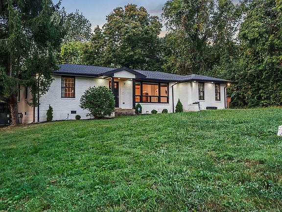 3rd image of 381 Blackman Rd