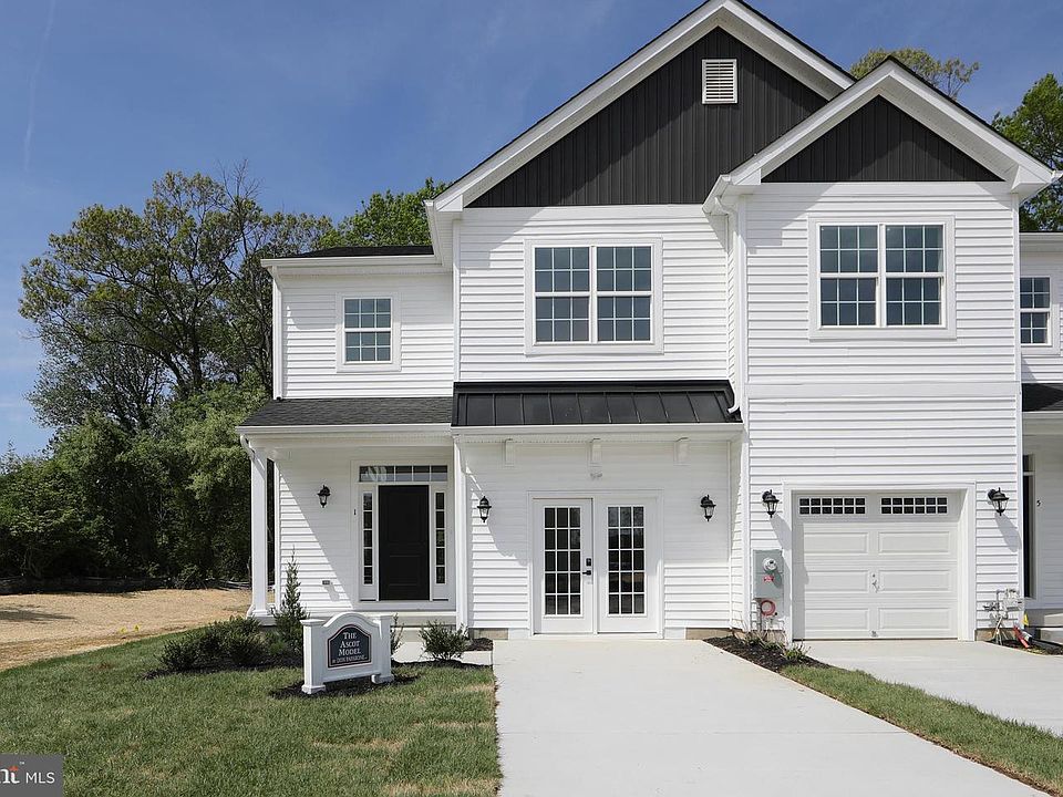 1st image of 1 Birchwood Ln