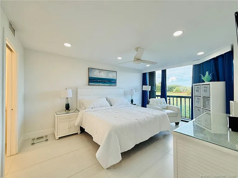 8800 S Ocean Dr #102 — Photo 46