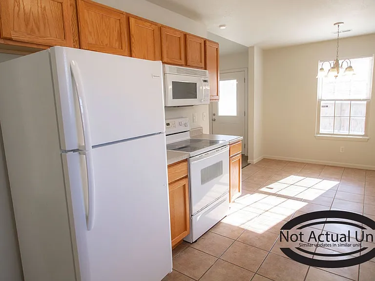 1500 Bodie Dr — Photo 9