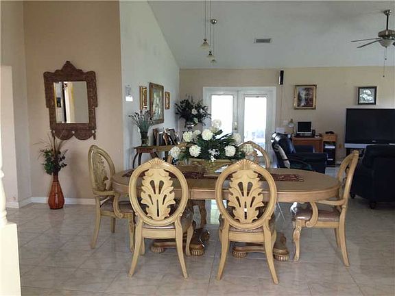 4th image of 10017 Oasis Palm Dr