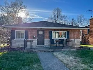 282 Saint Agnes Cir photo 1