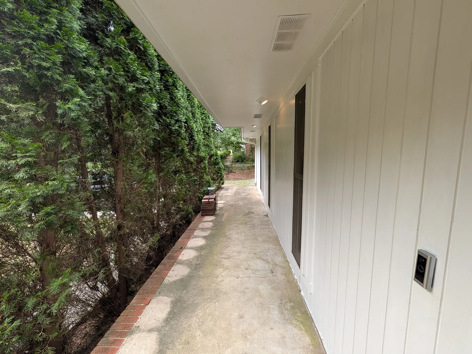 514 Morreene Road - 1 — Photo 4