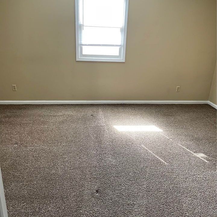 1st image of 128 Meadowlark Dr #14951375