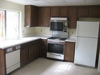3rd image of 2350 Lava Dr