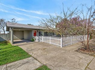930 Circuit Dr, Roseville, CA