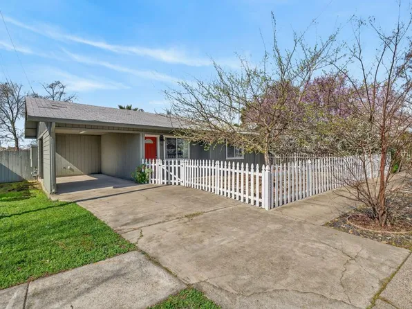 930 Circuit Dr, Roseville, CA 95678