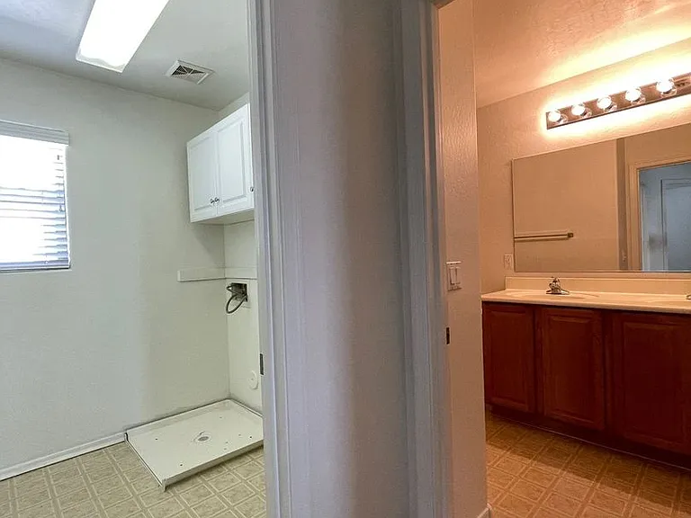 18235 N Alicia Ct — Photo 19