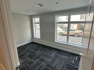 15 Mechanic St #5, Dover, NH 03820