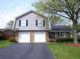 440 Franklin Ln, Elk Grove Village, IL 60007