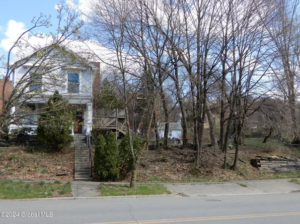 238 8th Street, Troy, NY 12180