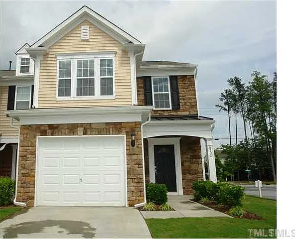 8302 Pilots View Dr