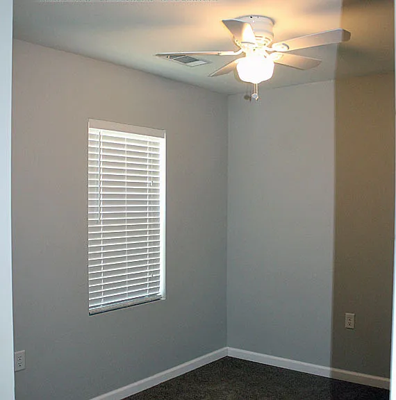 1407 Hendry Ave — Photo 8