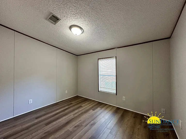 208 Casper Dr #4 — Photo 13