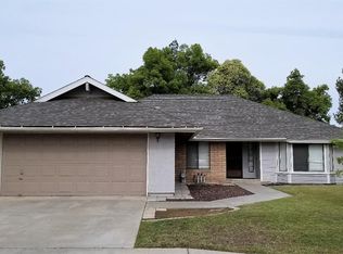 1142 Jasmine Ave, Clovis, CA 93611