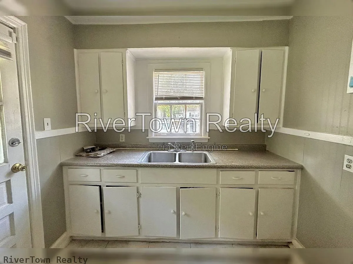 3 bed, 2.0 bath, 1254 sqft, $995 — Photo 4