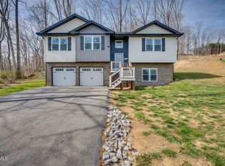 861 Cedar Branch Rd, Kingsport, TN 37663